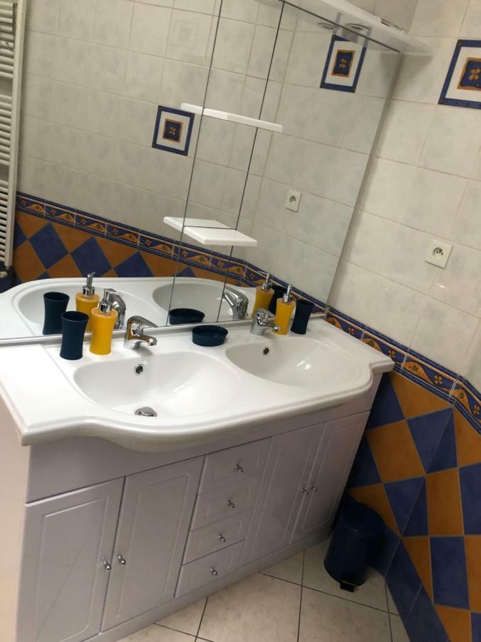 Spacieux appartement 2/6 pers 110m² proche CNPE Lagnieu Buitenkant foto