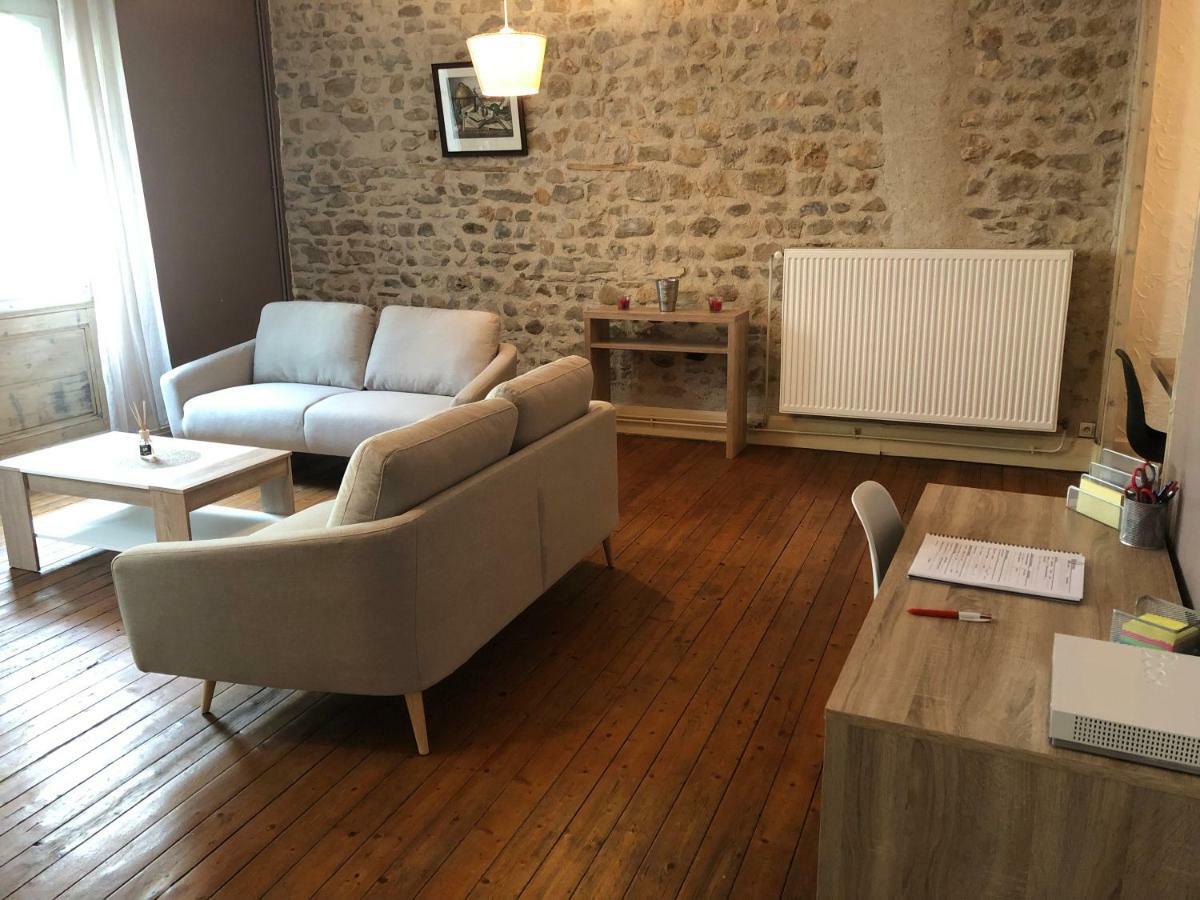 Spacieux appartement 2/6 pers 110m² proche CNPE Lagnieu Buitenkant foto