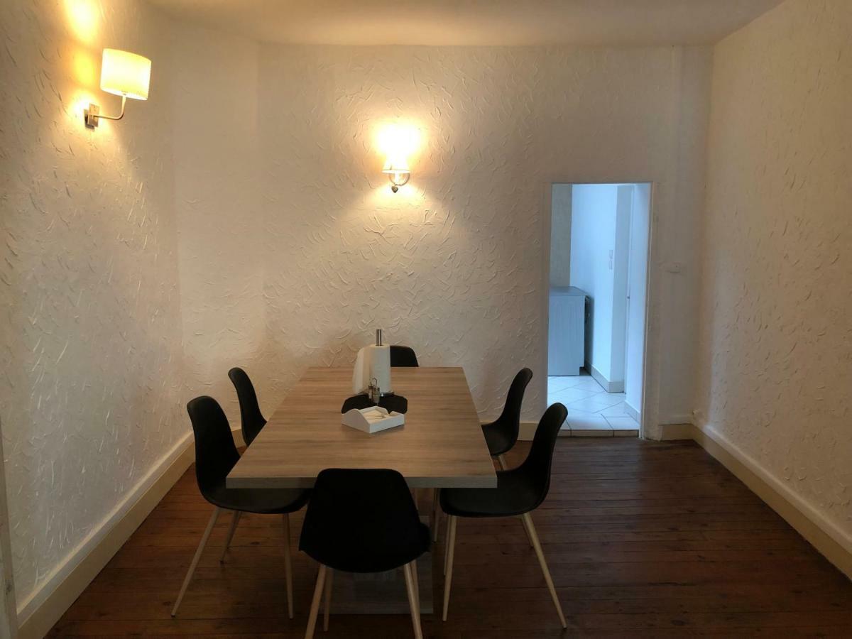 Spacieux appartement 2/6 pers 110m² proche CNPE Lagnieu Buitenkant foto
